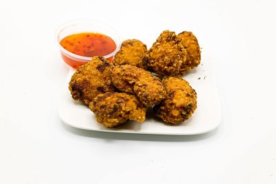 CRISPY CHICKEN NUGGETS